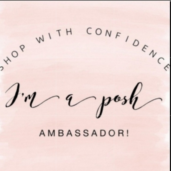 GREEN CLOVER SHAMROCK EARRINGS -ST PATRICKS DAY Earrings Shamrock bling lucky - Picture 4 of 8